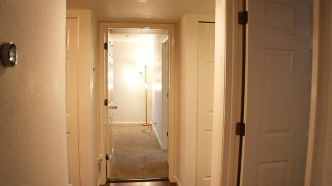 Building Photo - 3591 Quail Lakes Dr