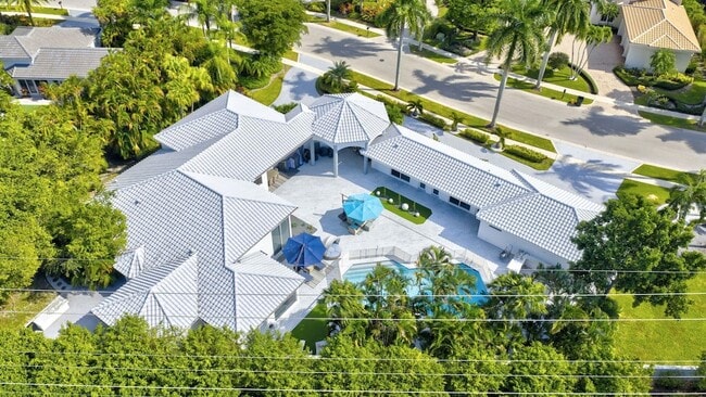 Building Photo - 2673 NW 64th Blvd