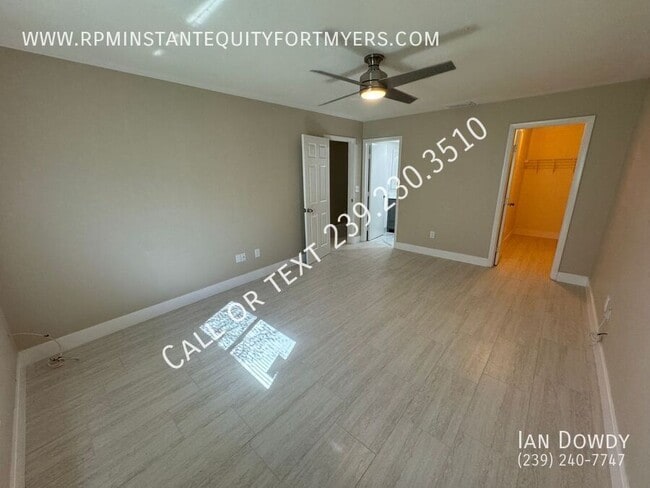 Building Photo - 3608 SW 7th Pl