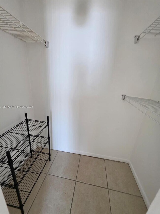 Building Photo - 13499 Biscayne Blvd