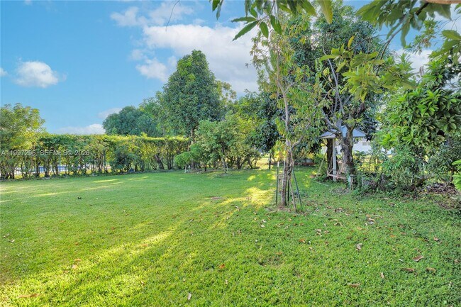 Building Photo - 3462 Harness Cir