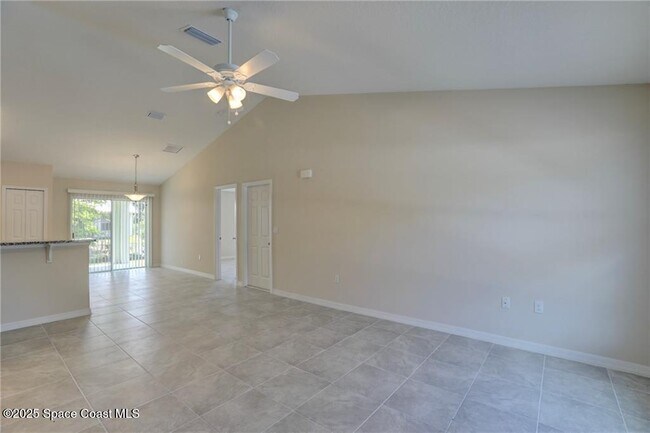 Building Photo - 8886 98th Ct