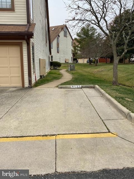 Building Photo - 6004 Curtier Dr