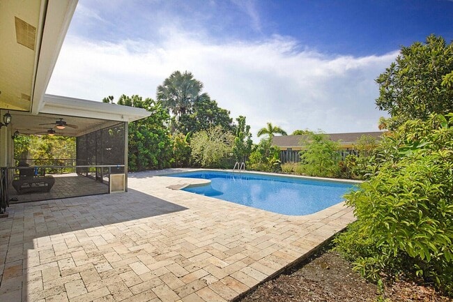 Building Photo - 11337 Little Bear Way