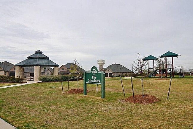 Building Photo - 5809 Antique Rose Trail
