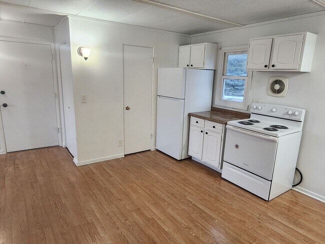 Building Photo - 1709 Warwick Wy