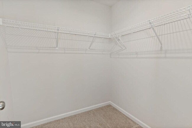 Building Photo - 66 National St