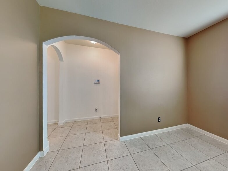 Building Photo - 6140 Nathan Creek Dr