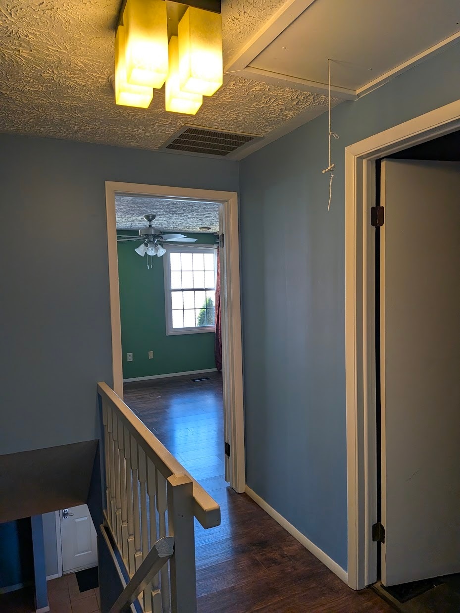 Building Photo - 2854 S Meade St