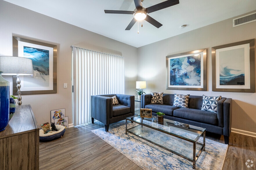 1BR/1BA, 656 - Living Room - Eagle Crest Apartments