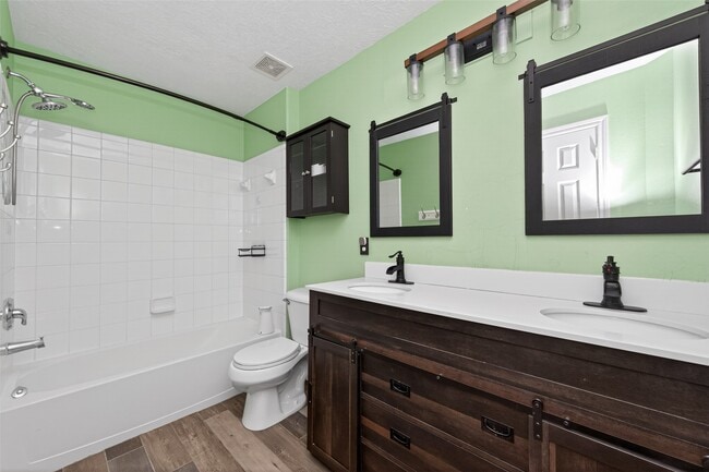 Building Photo - 20827 Rose Crossing Ln