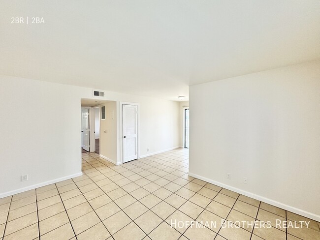 Building Photo - 5917 Woodman Ave
