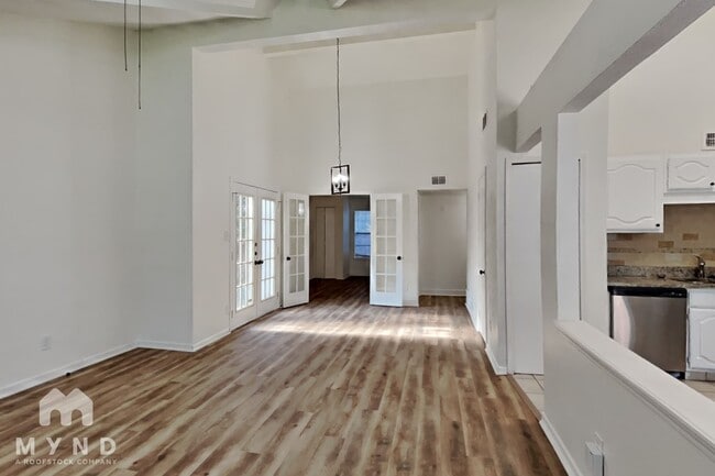 Building Photo - 6708 Oriole Ct