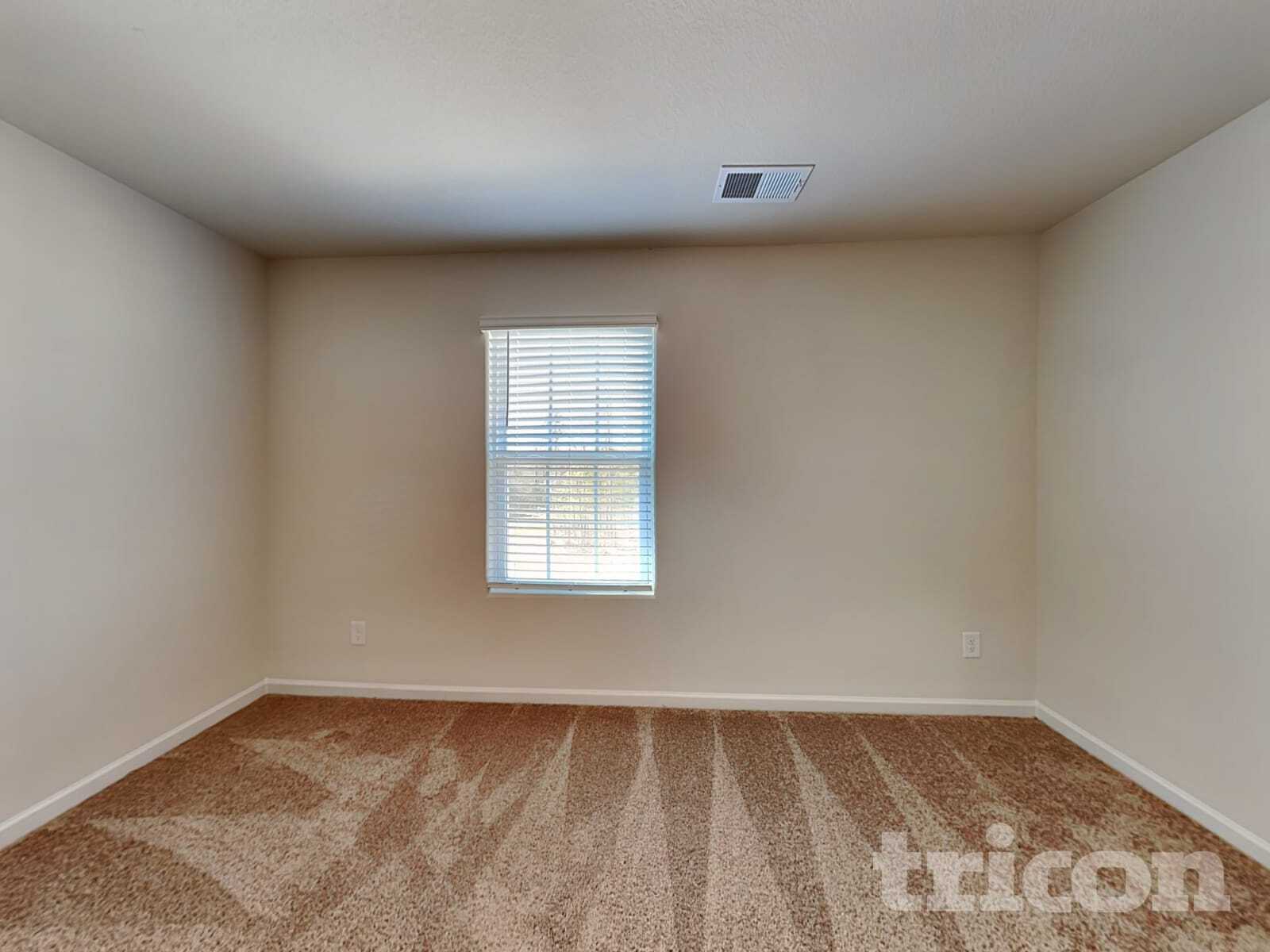 Building Photo - 165 Parkers Gate Dr