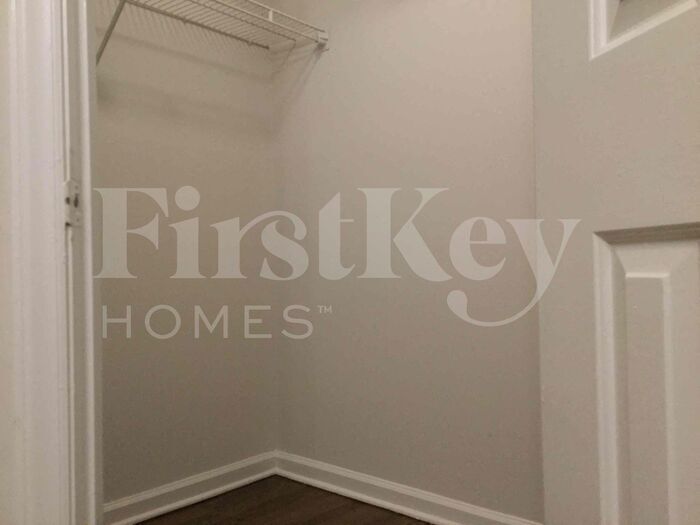 Building Photo - 6014 Crosswood Ct