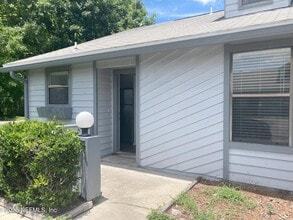 Building Photo - 1338 Yorktown Pl