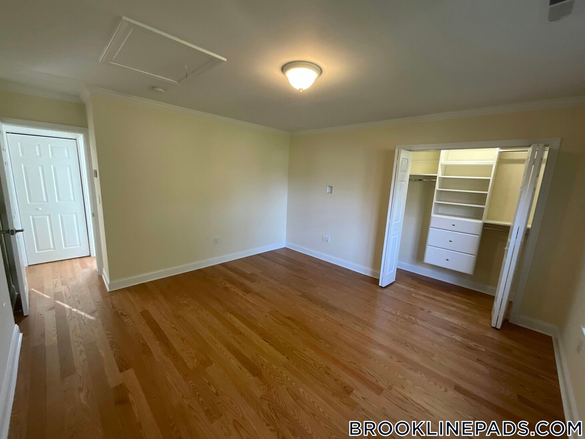 Building Photo - 94 Thornton Rd