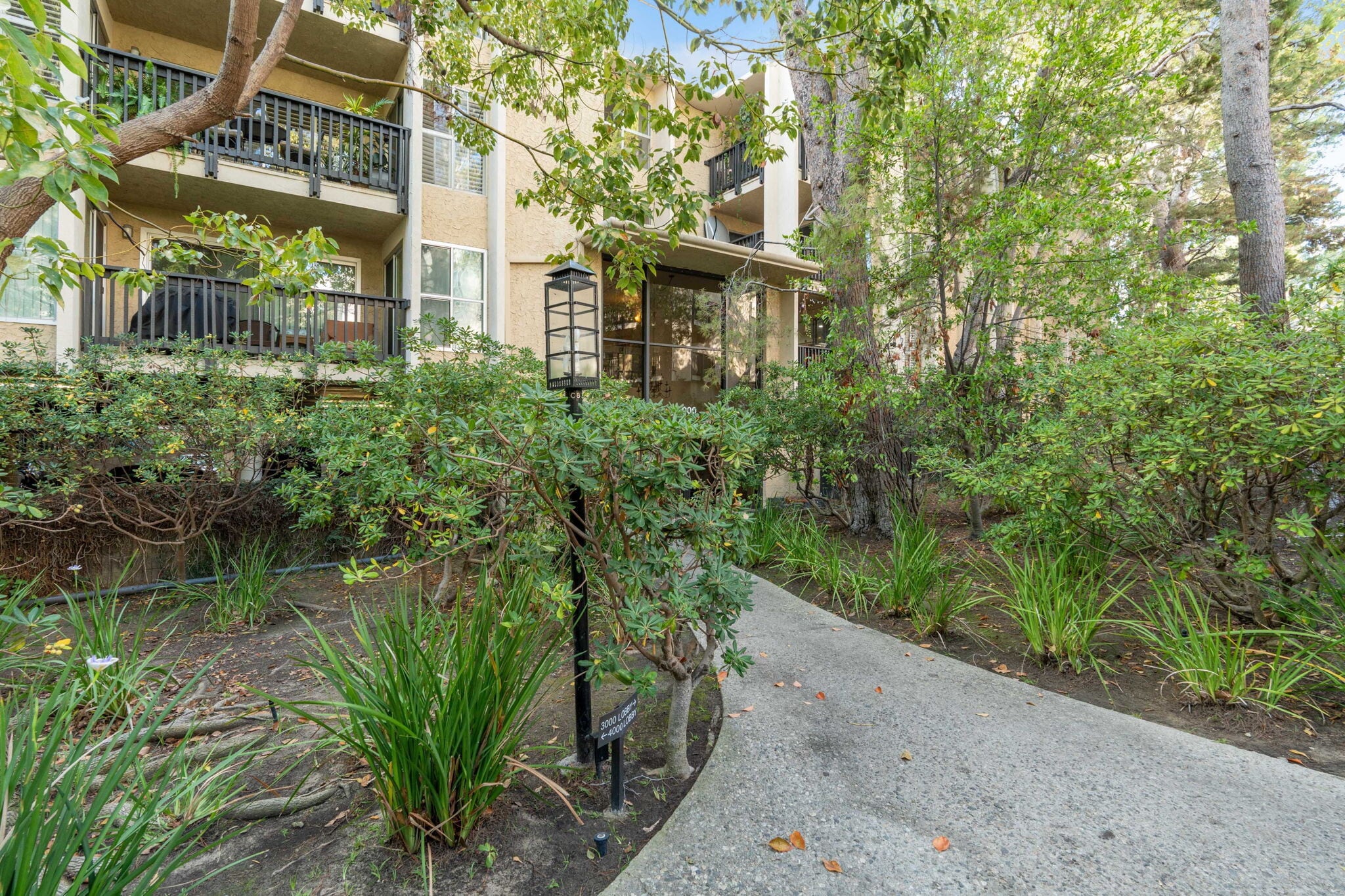 Building Photo - 3113 Raintree Cir