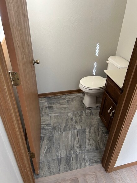 Building Photo - 306 N Main St