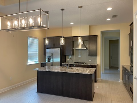 Kitchen - 244 Vista Lake Cir