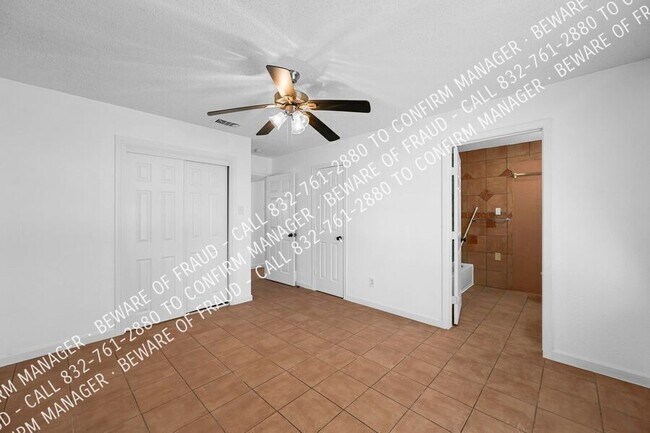 Building Photo - 2346 February Ln