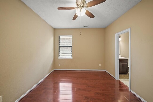 Building Photo - 6503 Loralie Ln