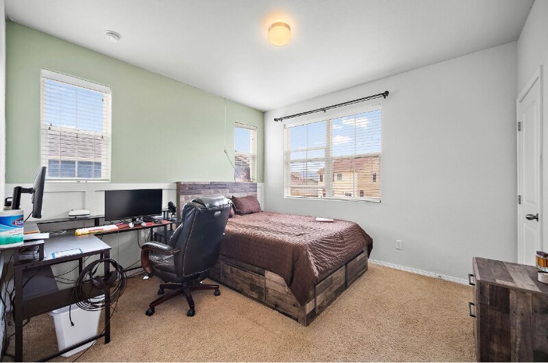 Building Photo - 2404 Obsidian Forest View