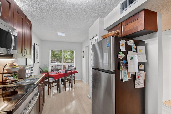 Building Photo - 10173 Mangrove Dr