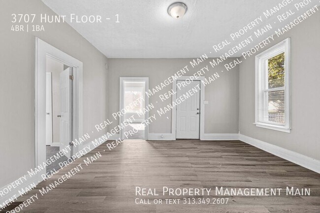 Building Photo - 3707 Hunt St