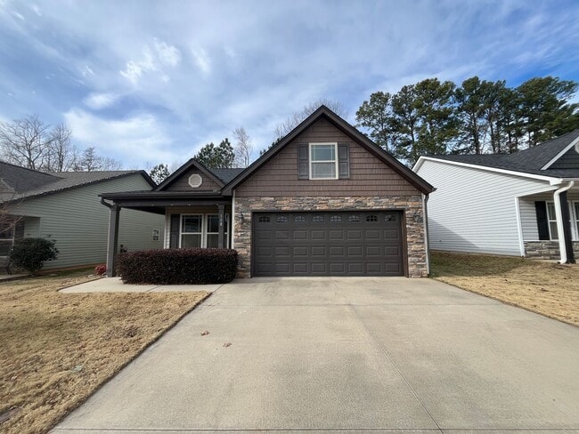 Building Photo - Adorable 3/2 Ready To Move In Now!