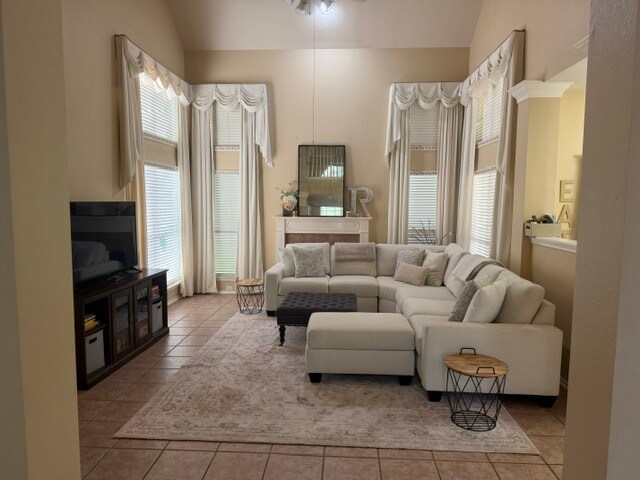 Building Photo - 121 Ozuna Dr