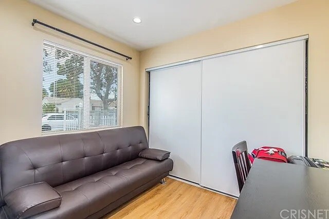 2nd bedroom - 8160 Jamieson Ave