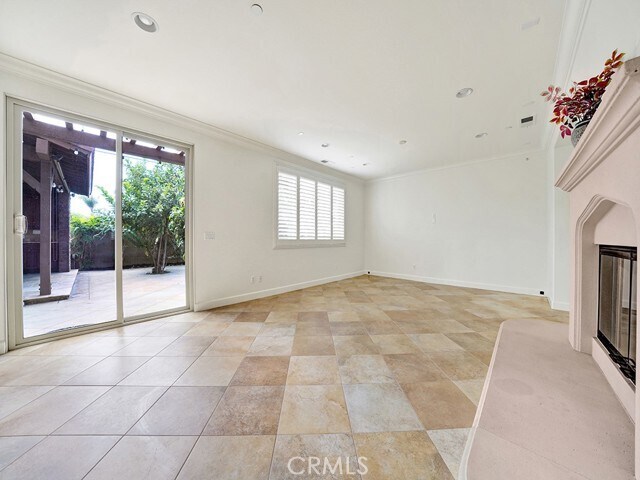 Building Photo - 9306 Lily Ave