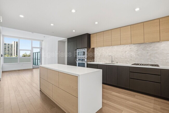 Building Photo - 1388 Kettner Blvd