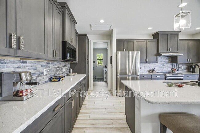 Building Photo - 12418 Prather Ave