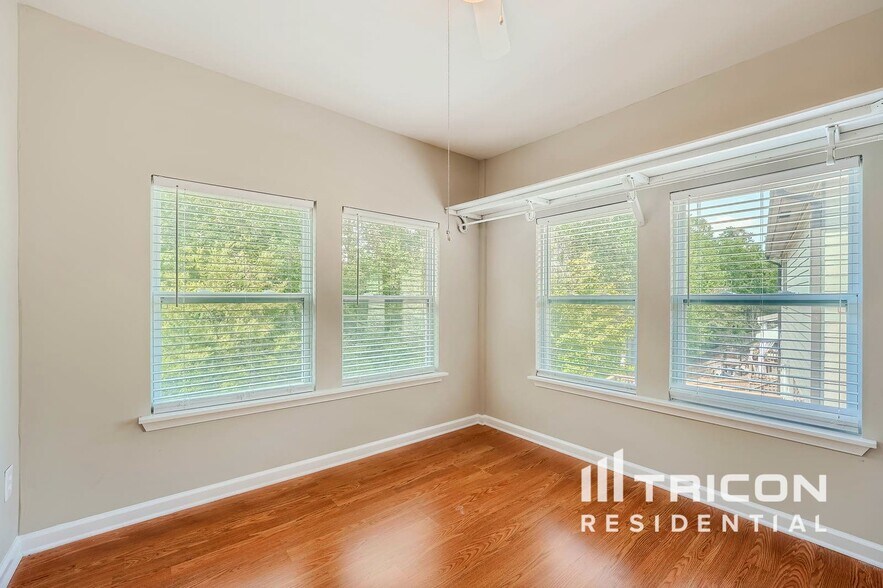 Building Photo - 209 Shaw Dr