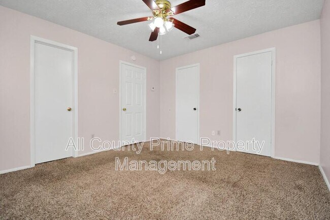 Building Photo - 19214 Cypress River Dr