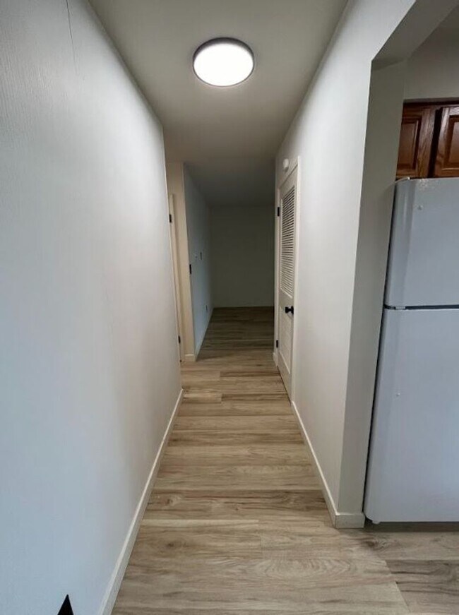 Building Photo - Lovely Apartment in Sehome