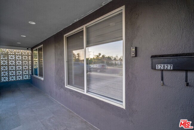 Building Photo - 12827 Sylvan St