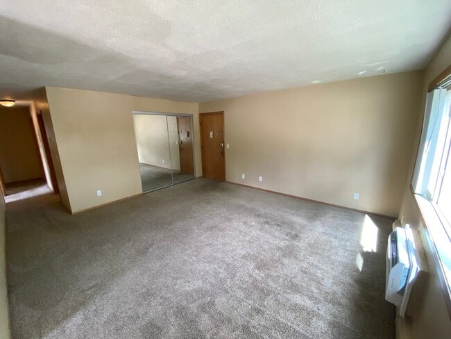 Building Photo - Ember Crest Apartments