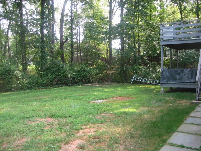 Building Photo - 17 Silver Lakes Dr