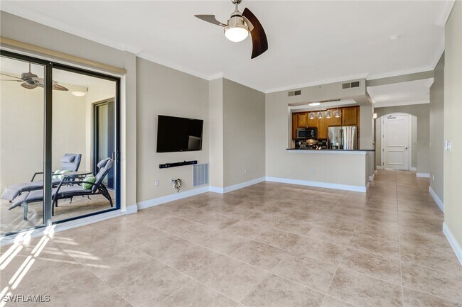 Building Photo - 23191 Fashion Dr