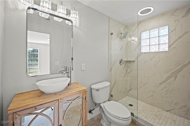 Building Photo - 3 Kings Rd