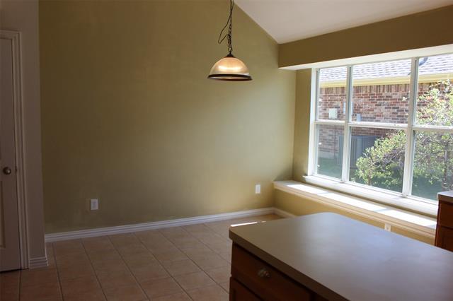 Building Photo - 6202 Crestmere Ln