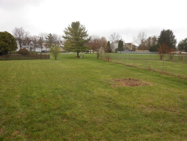 Building Photo - 1795 Laramie Drive