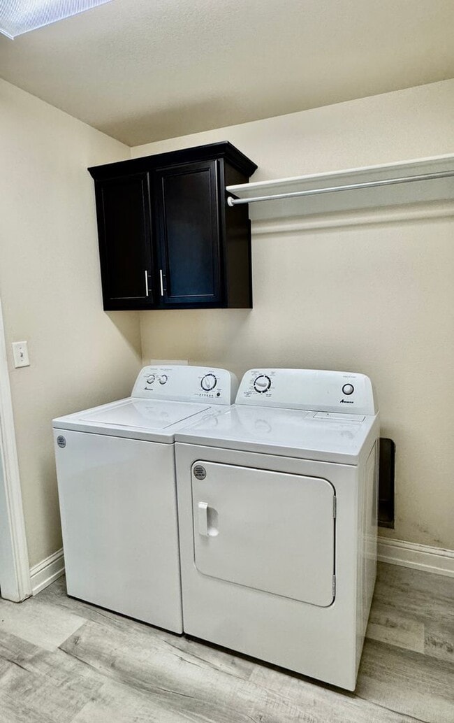 Building Photo - Beautiful 3/2/2 Home with Appliances and Upgrades in Frenship ISD!