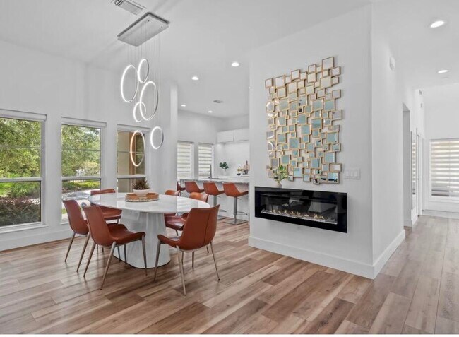 Building Photo - 24 Captiva Cir