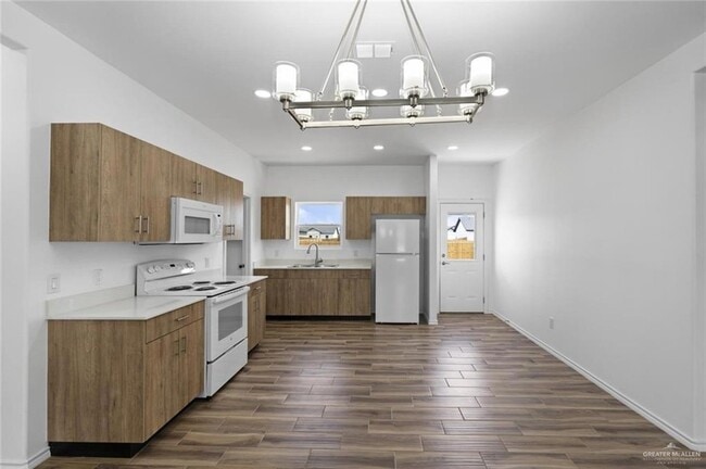 Building Photo - 1804 Unity Dr