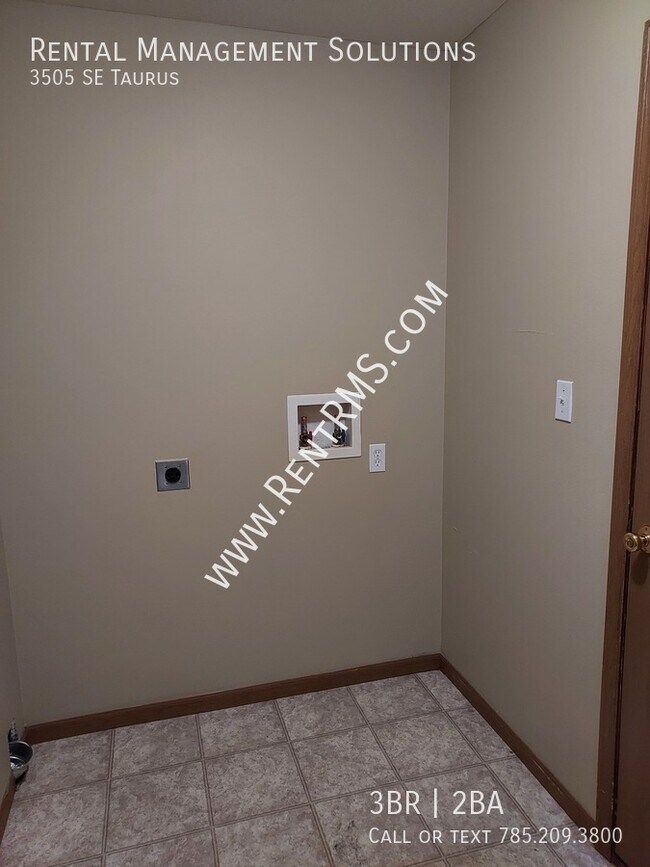 Building Photo - ***Shawnee Heights School District***- 3 B...