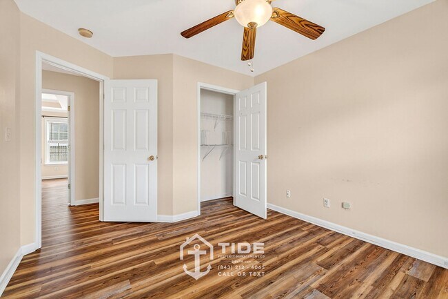 Building Photo - Modern Comfort in North Charleston